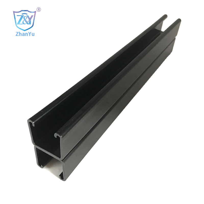 Canal de puntal pla esquena 1-5/8″x1-5/8″ amb HDG, Recobriment en pols, Pinça d'amortiment de zinc